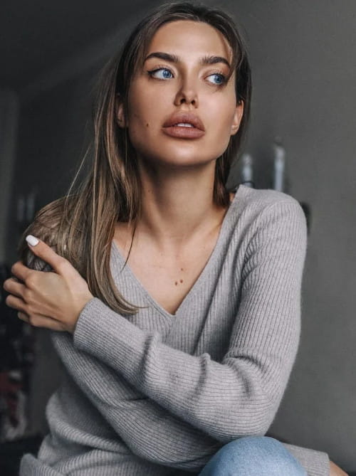 Алёна Есипова