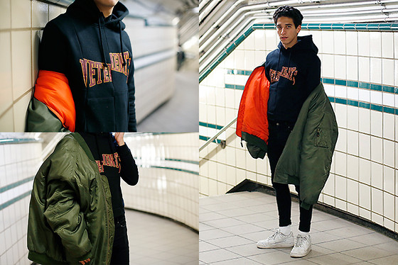 Фото из лукбука Vetements
