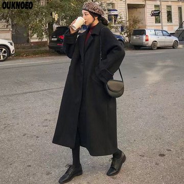 Чёрное оверсайз пальто