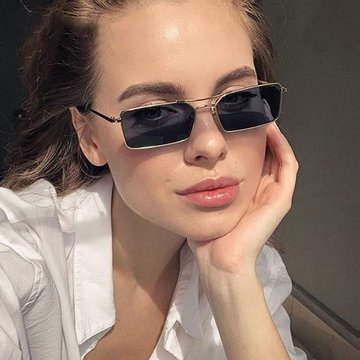 Солнцезащитные очки в металлической оправе